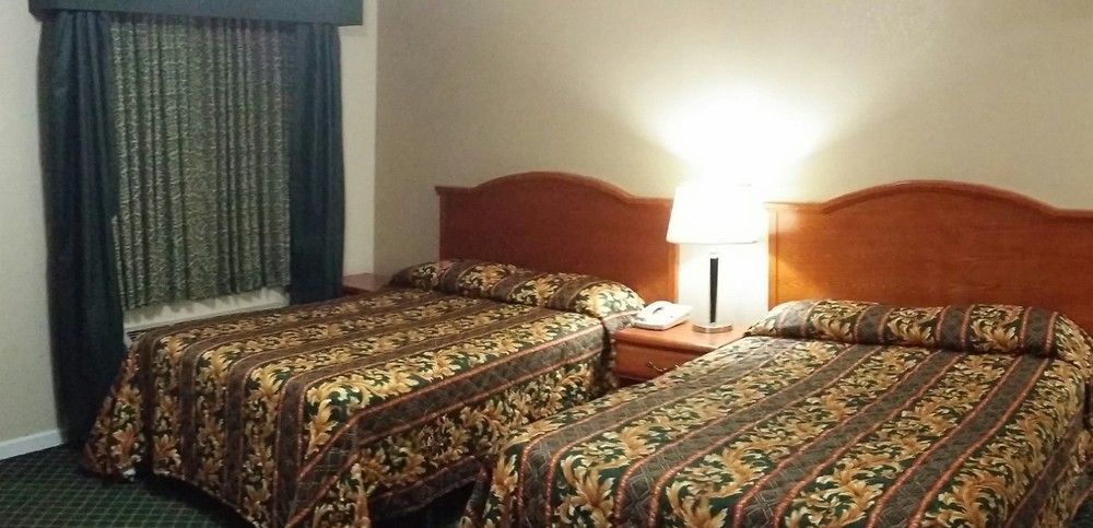 Country Inn Motel Oakdale Exteriör bild